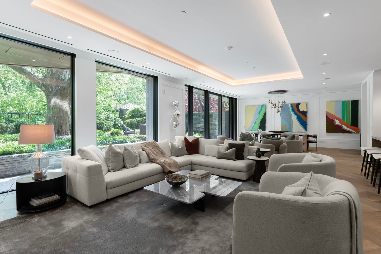 7 Dale Avenue #106