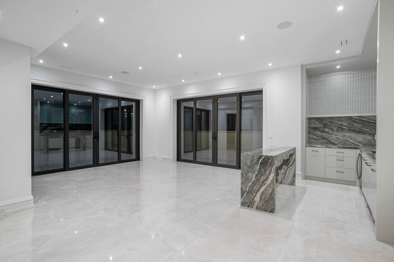 Architecturally Iconic Estate
