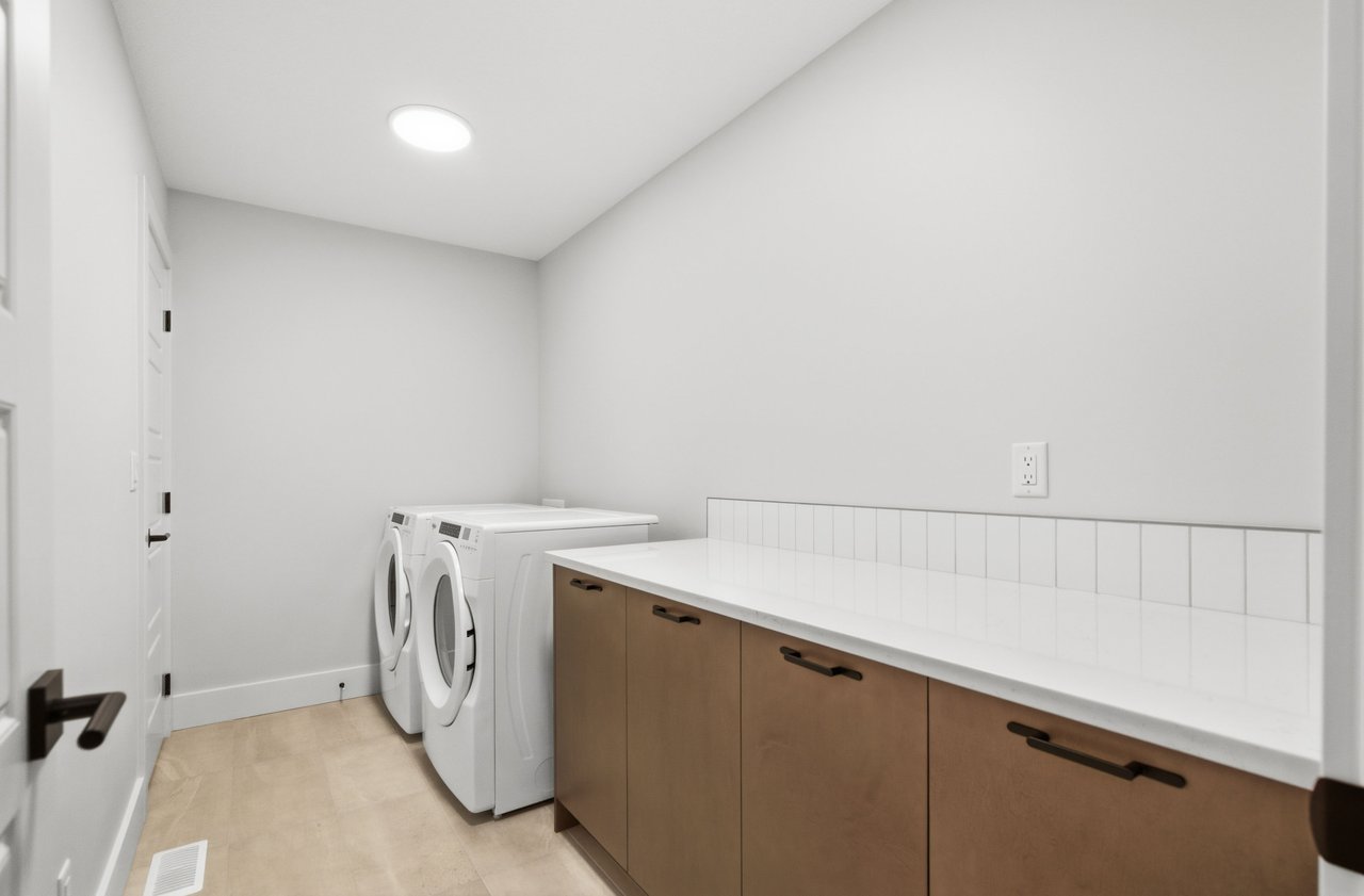 192 Creekstone Hill SW