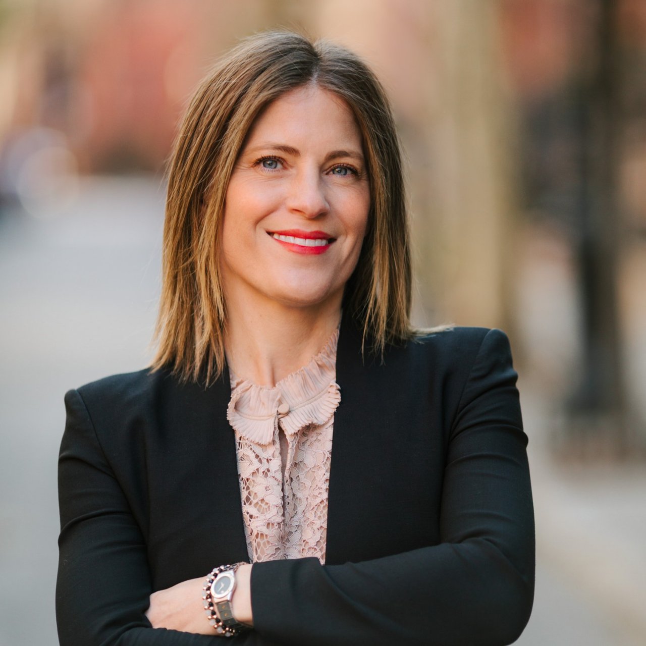 Tova Bourque New York, NY Real Estate Agent Headshot