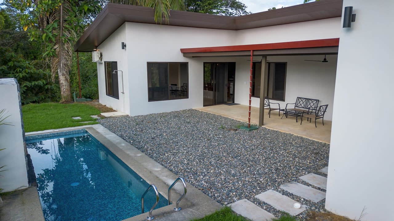 Brand New 3 Br, 2.5 Ba | Swimming Pool, High Ceilings 