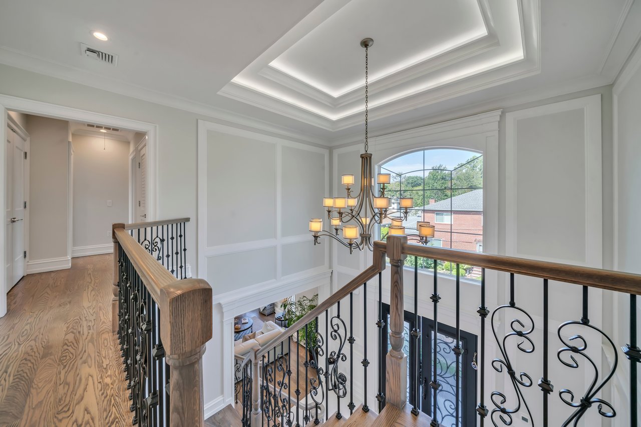 214 Forest Road