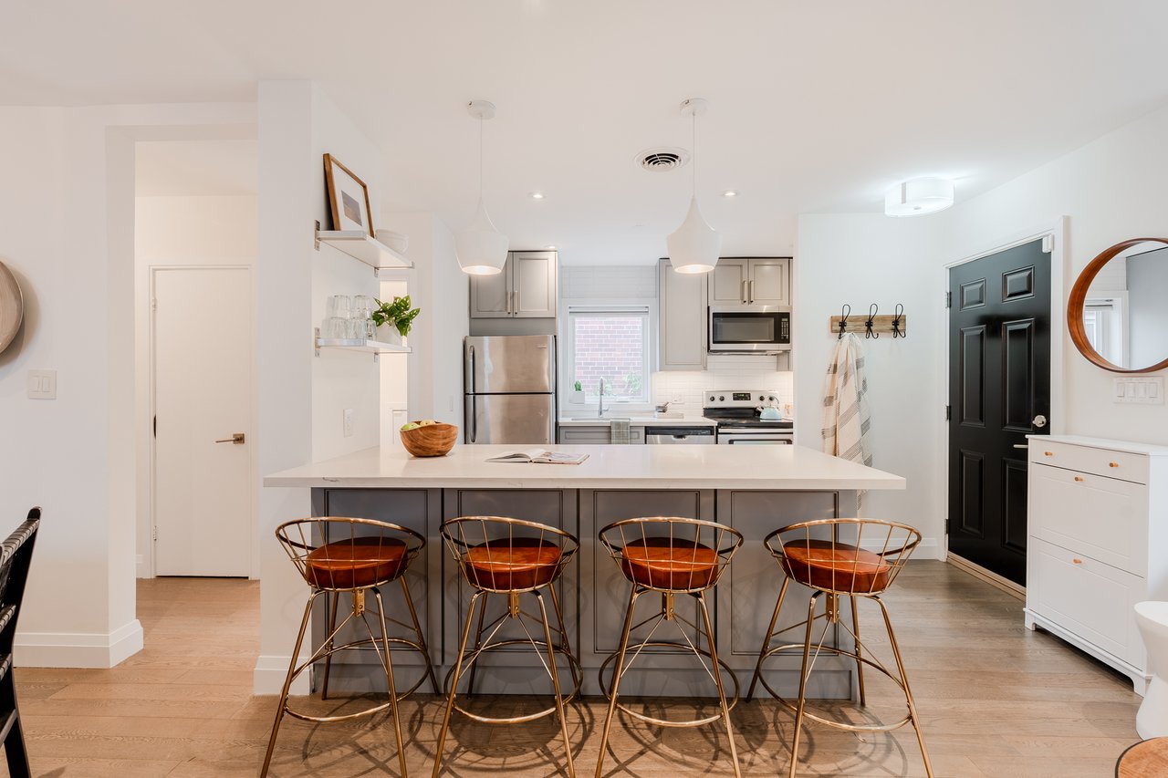 90 Birchmount Rd