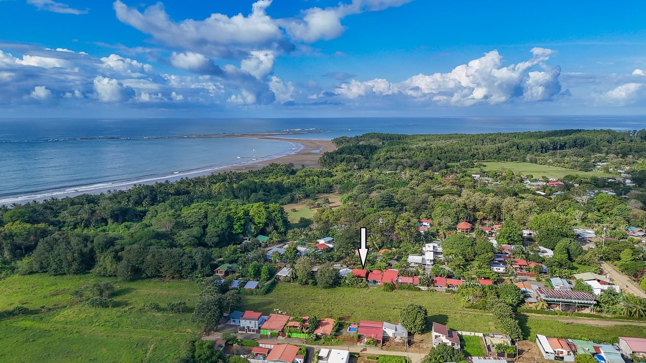 A Teak Palace – within earshot of Marino Ballena National Park’s crashing surf