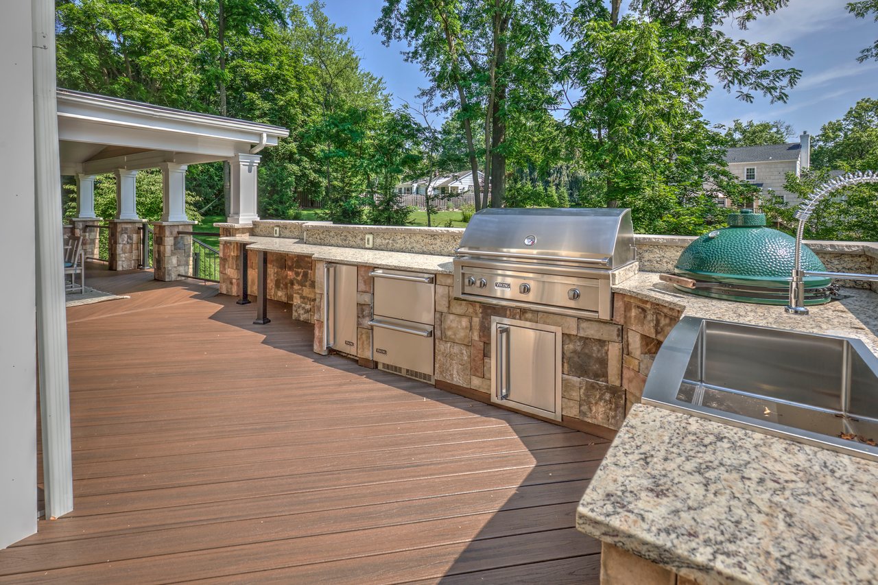 40 Sunnybrook Rd