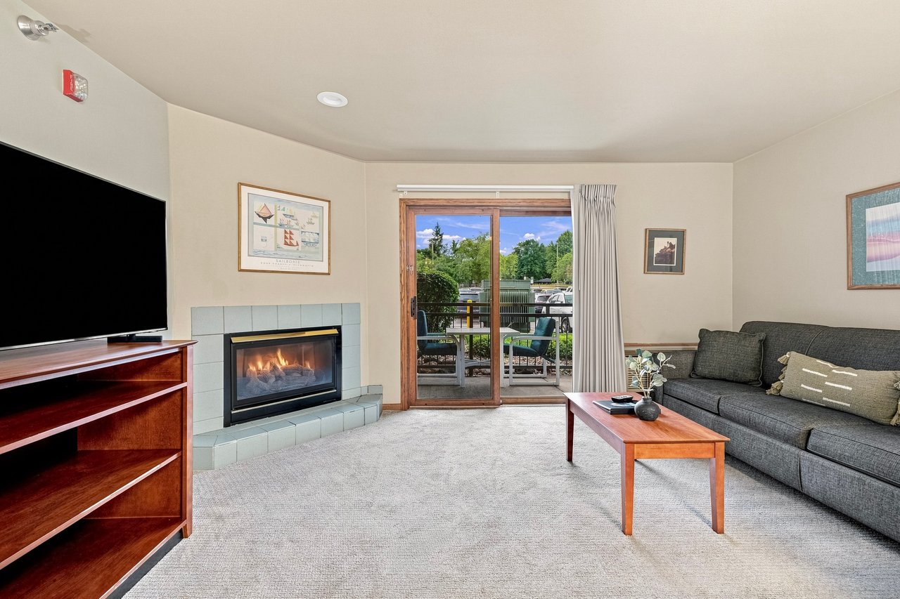 111 Center St. Unit 235 