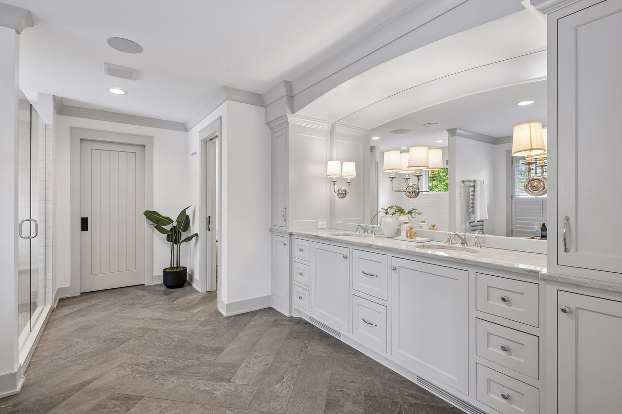 4240 Sidell Trail, Edina