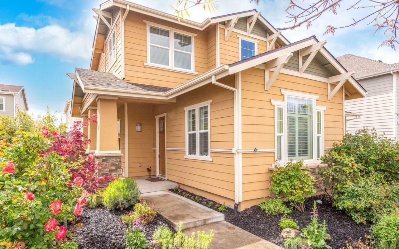 1810 Mariposa Dr