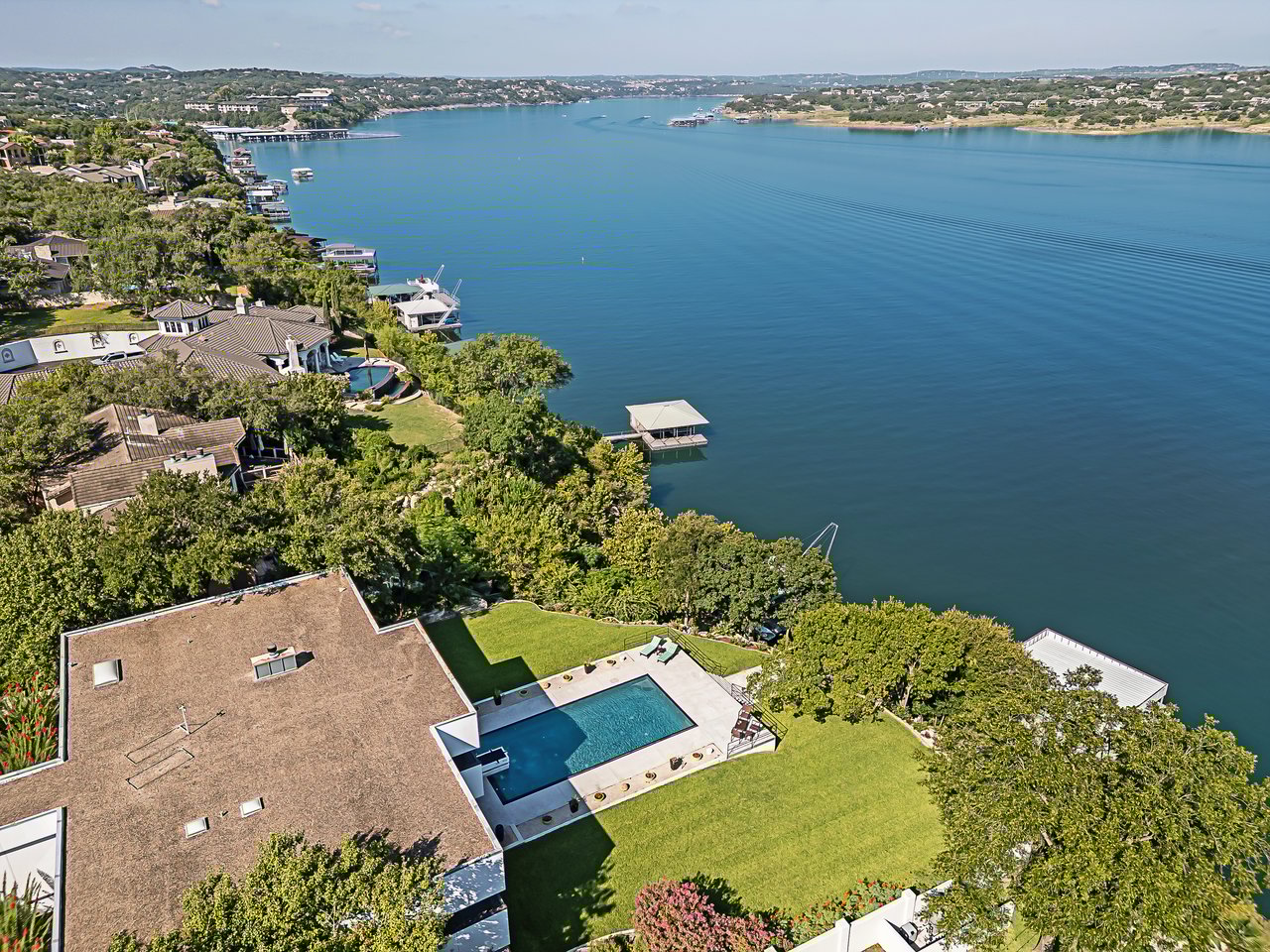Iconic Lakeway Waterfront