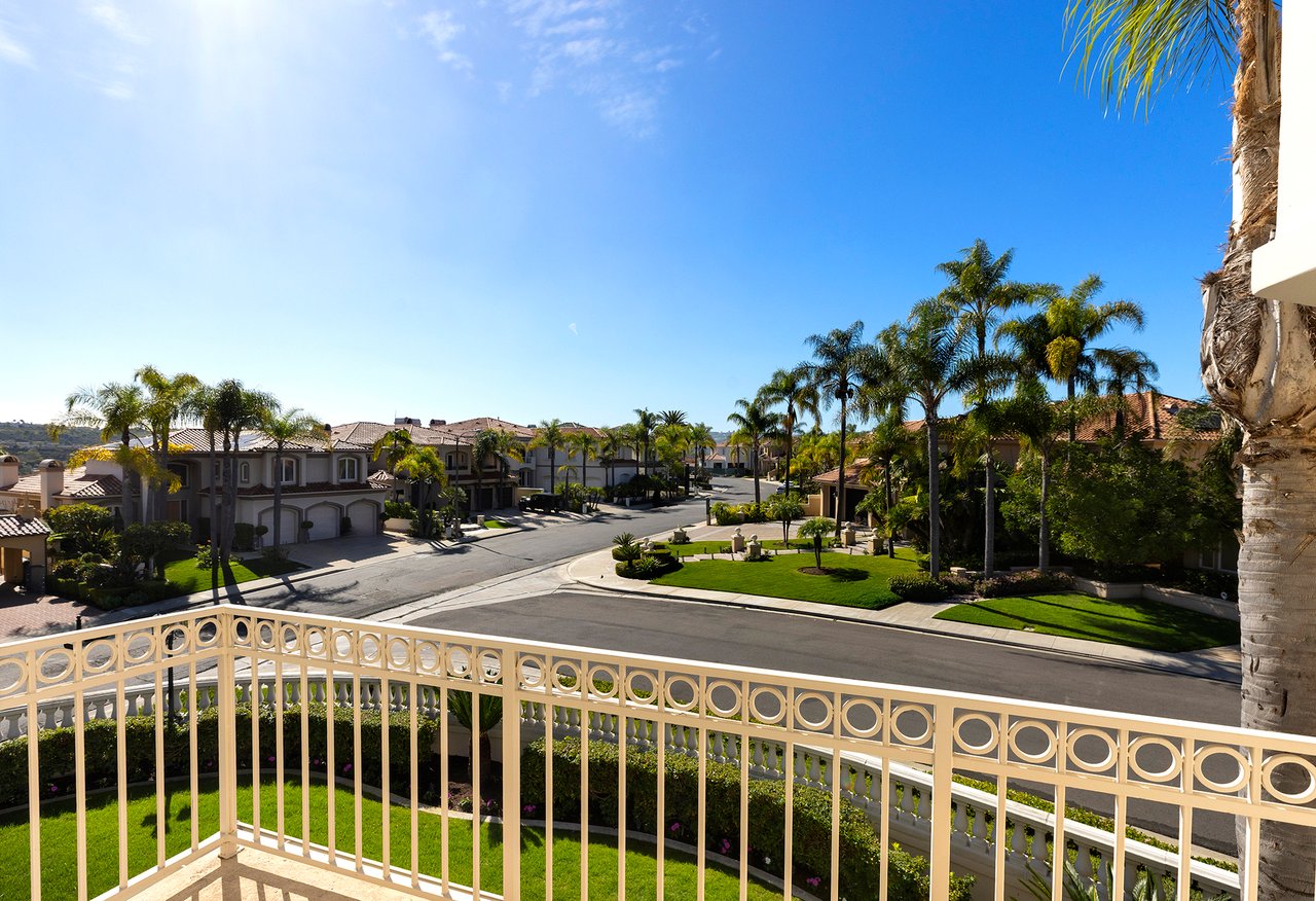 14 San Rafael Place