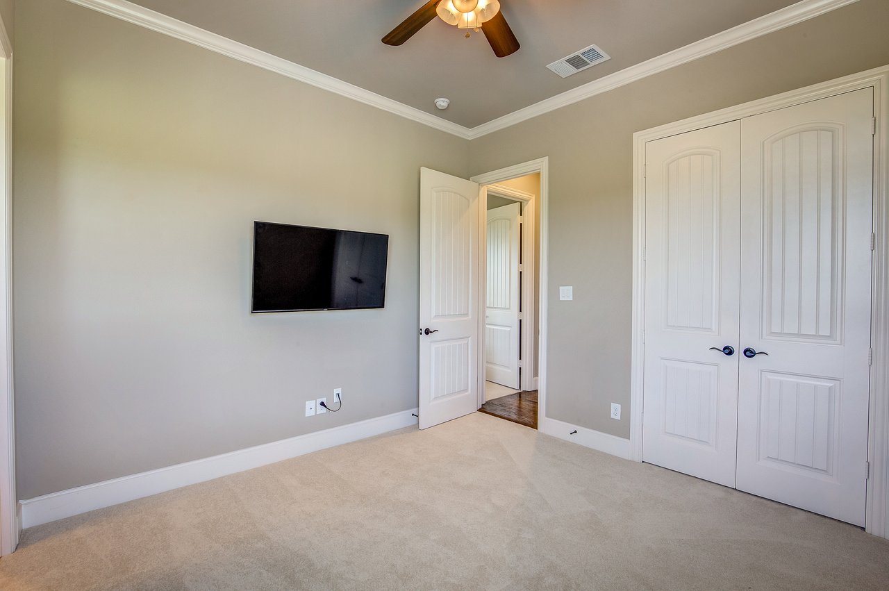 552 Horseshoe Bend