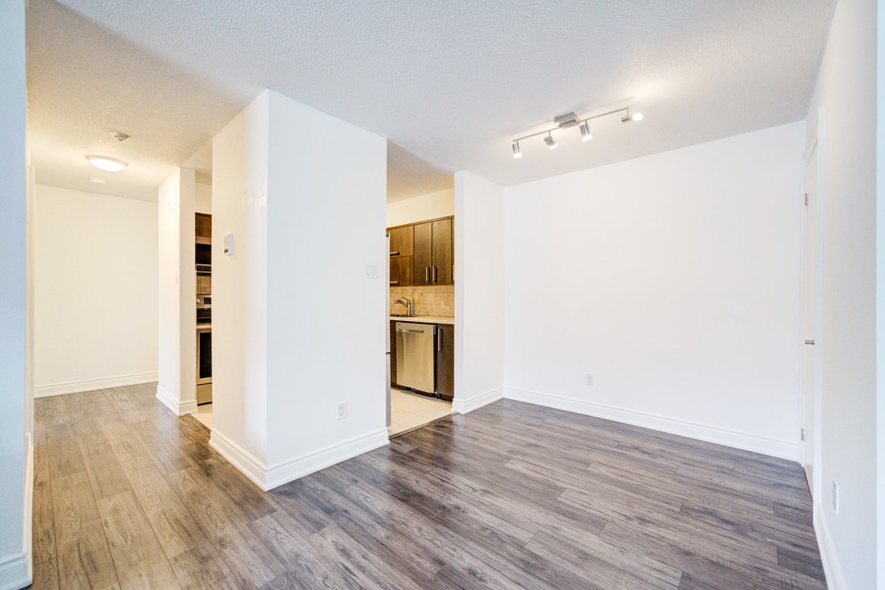 #521 - 1514 Pilgrims Way Unit: 521
