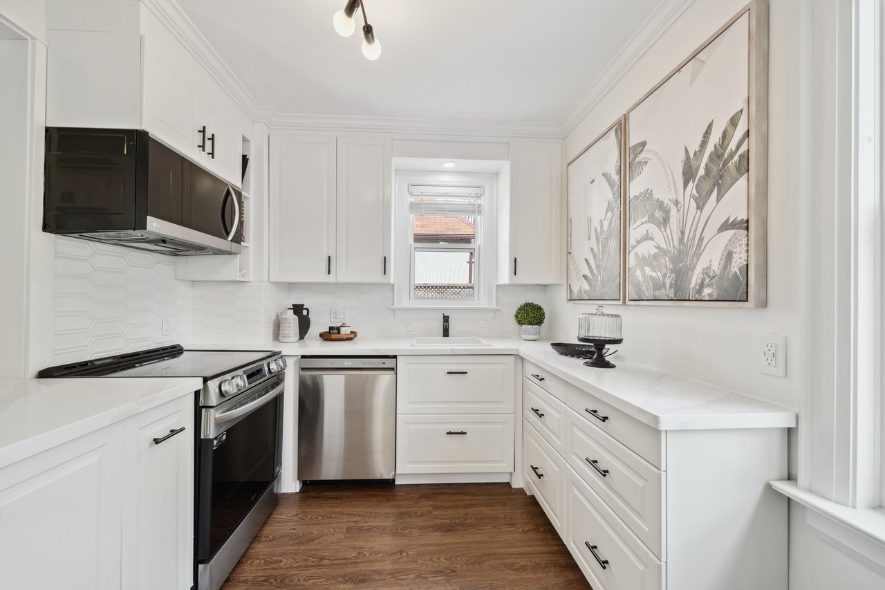 6499 Main Street, Stouffville