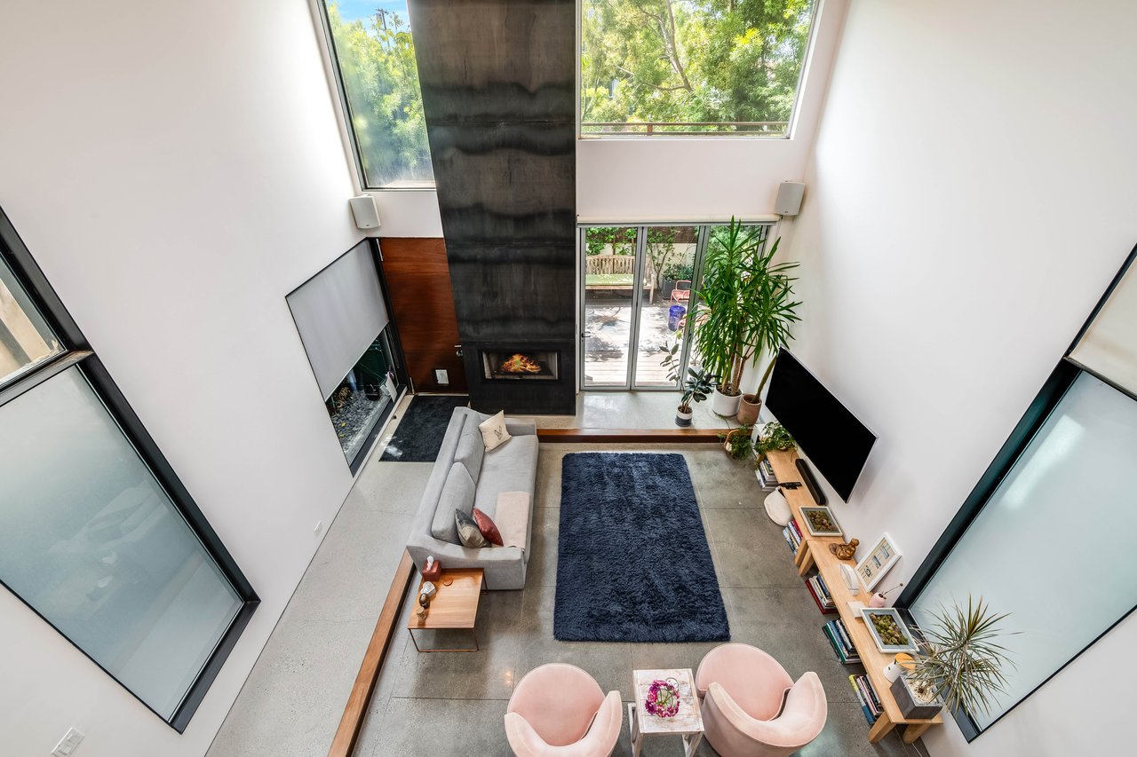 417 Venice Way