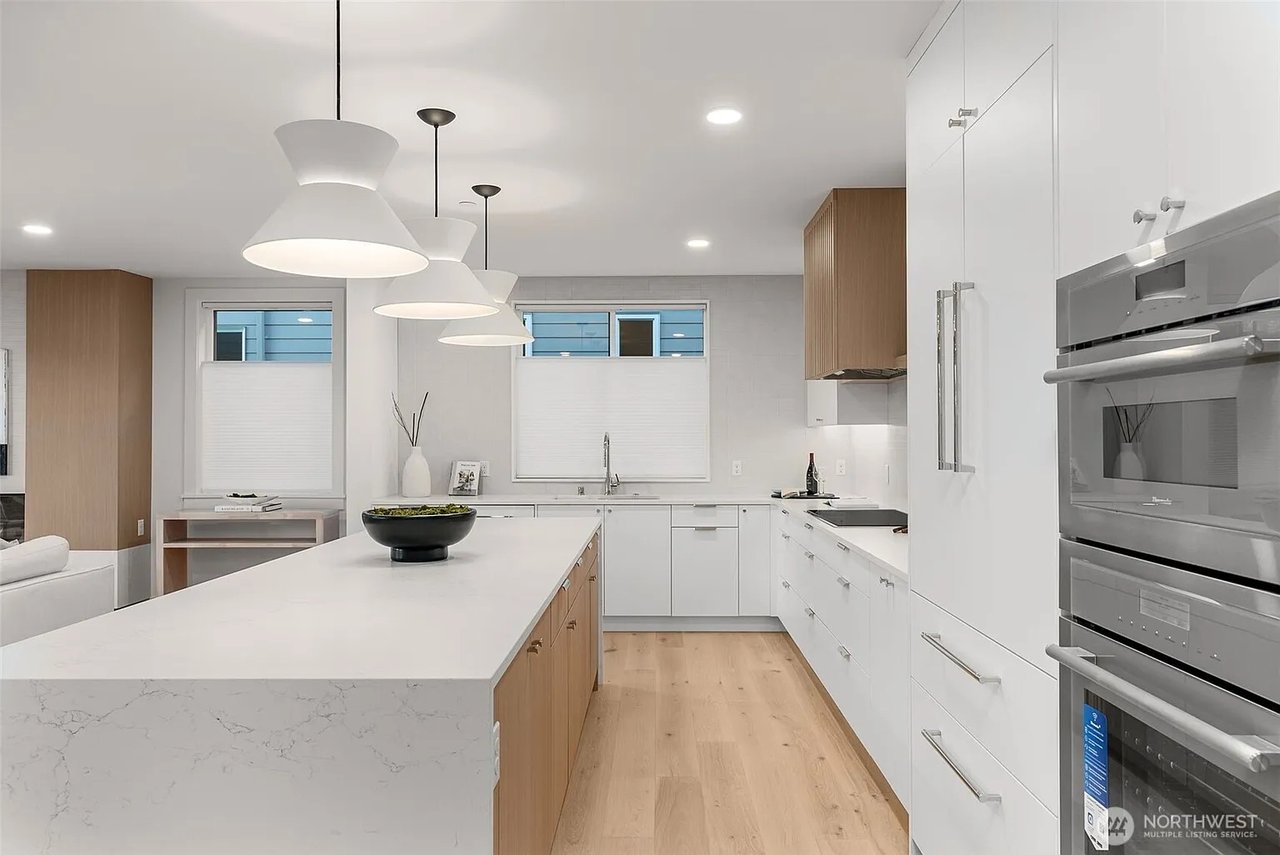 238 4th Avenue #101