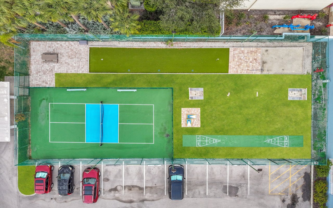 1925 Clifford St #1102