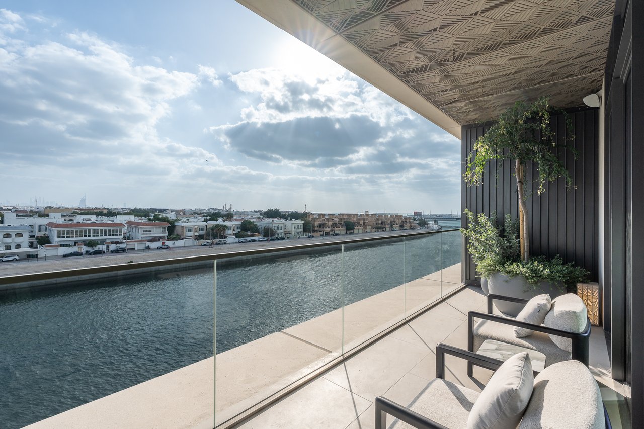 Four Seasons Private Residences - Penthouse 
