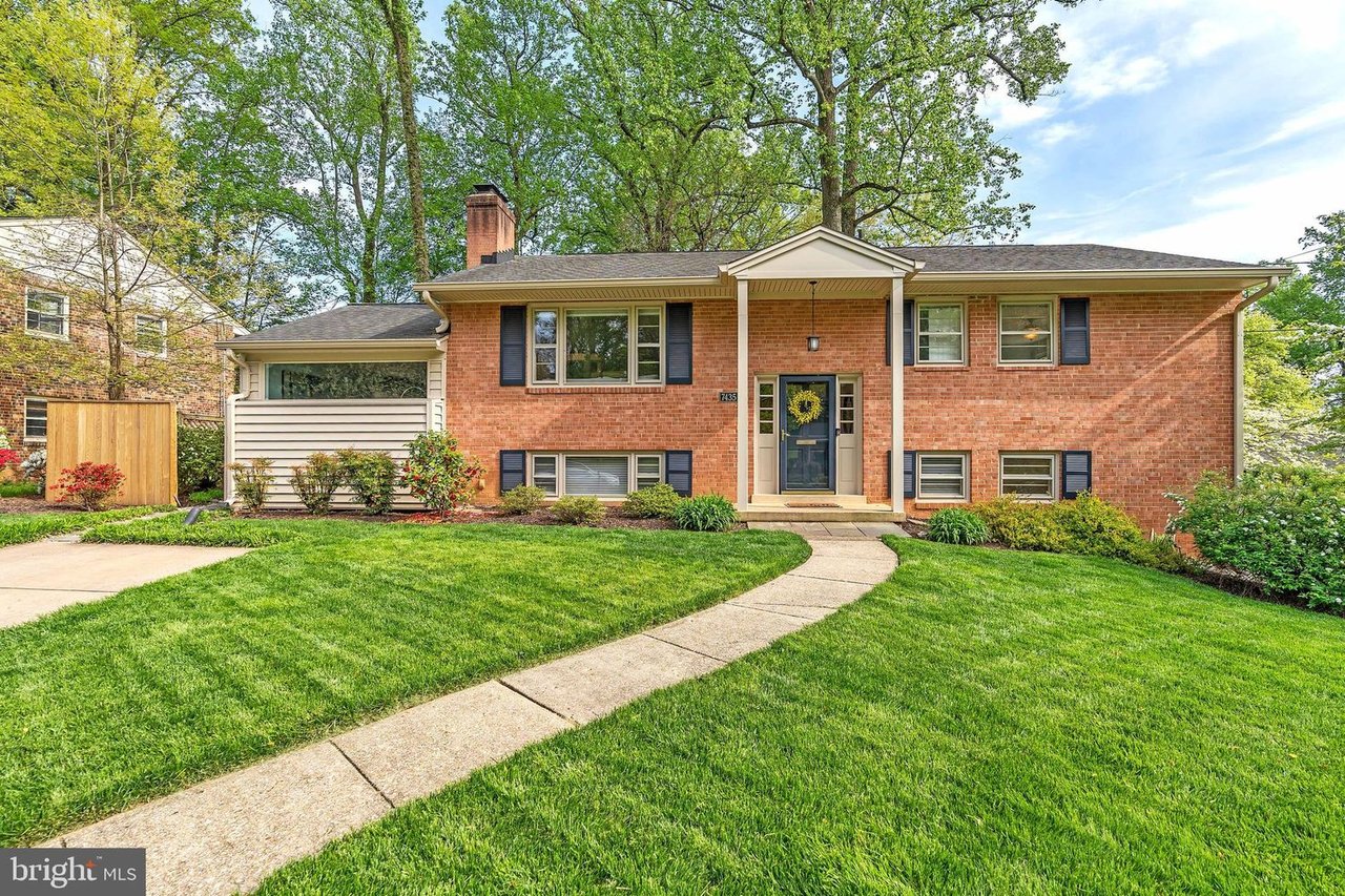7435 Tower St, Falls Church, VA 22046