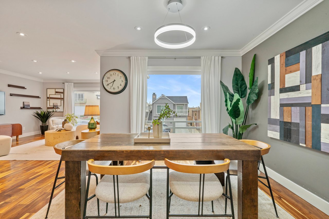 23 Fernwood Ave