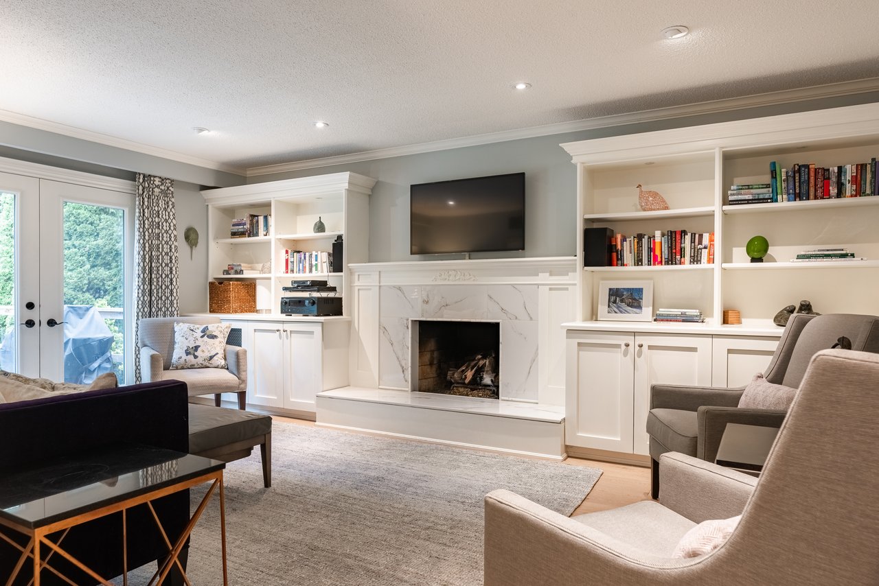2267 Cedarberry Court, Oakville