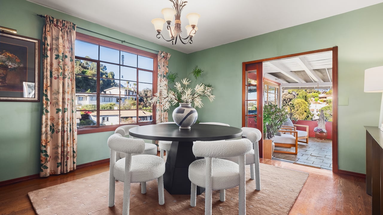 2882 Belden Dr, hollywood hills