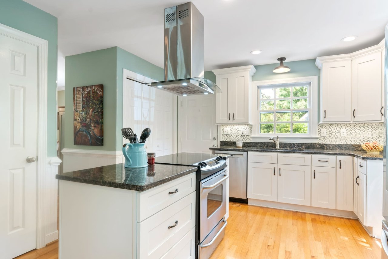 9718 Old Cannon Road