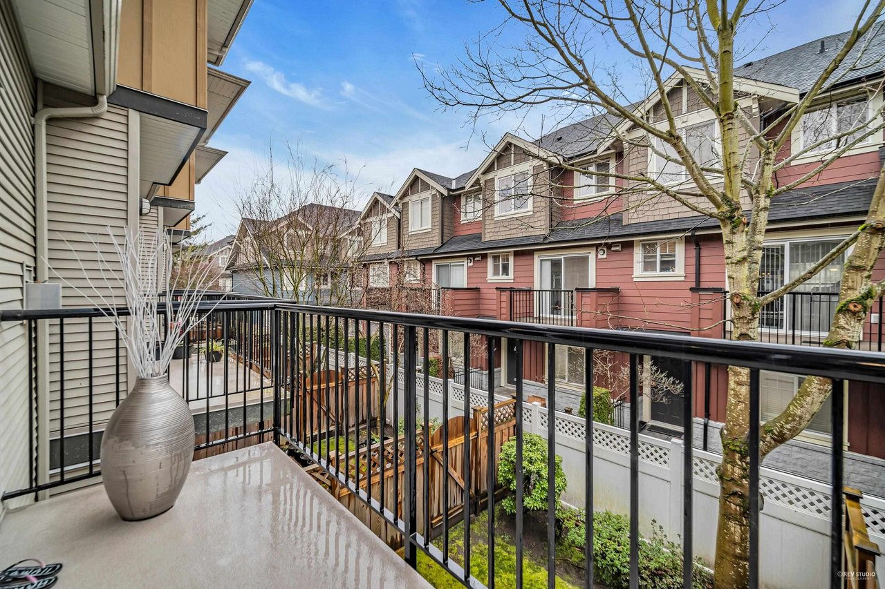 33-9440 Ferndale Rd
