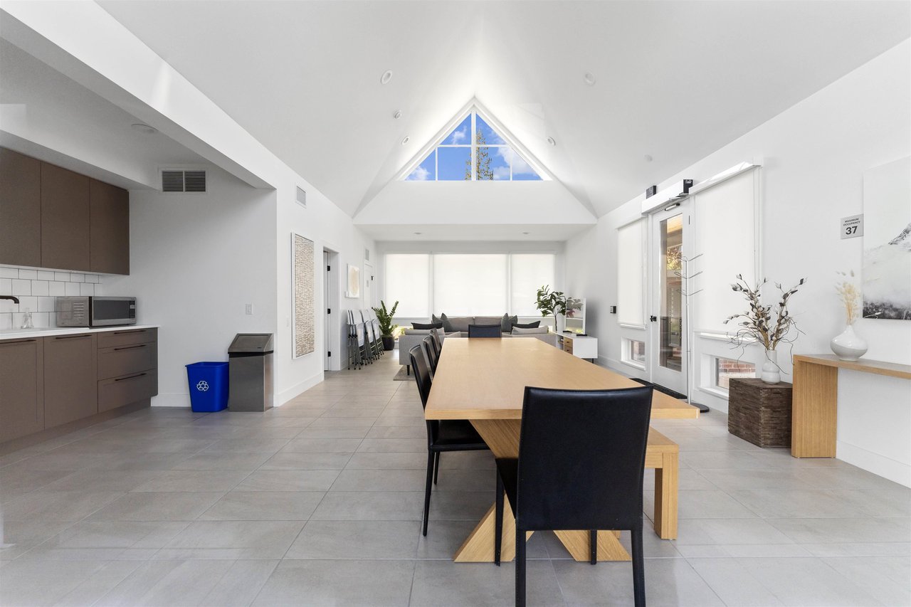 99-3552 Victoria Dr