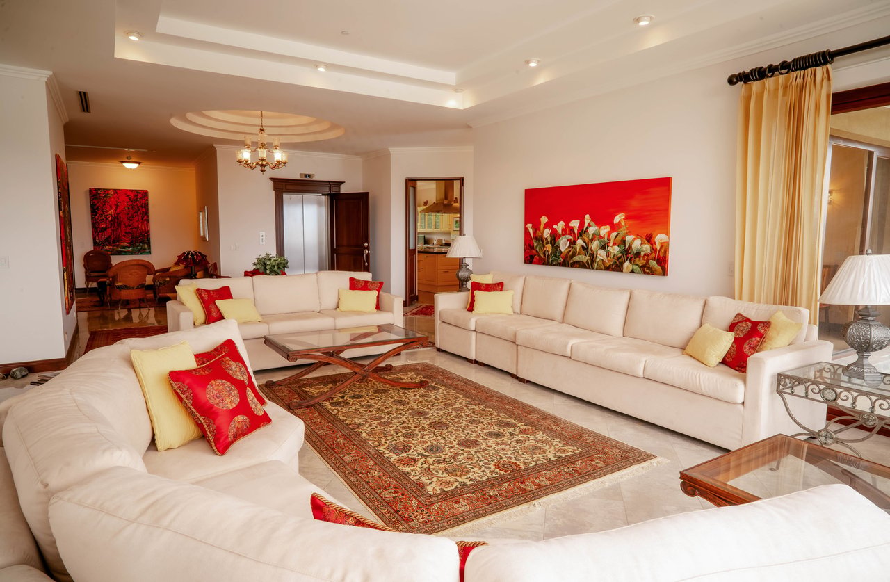 Exclusive Apartment With Views, Escazu, San Jose