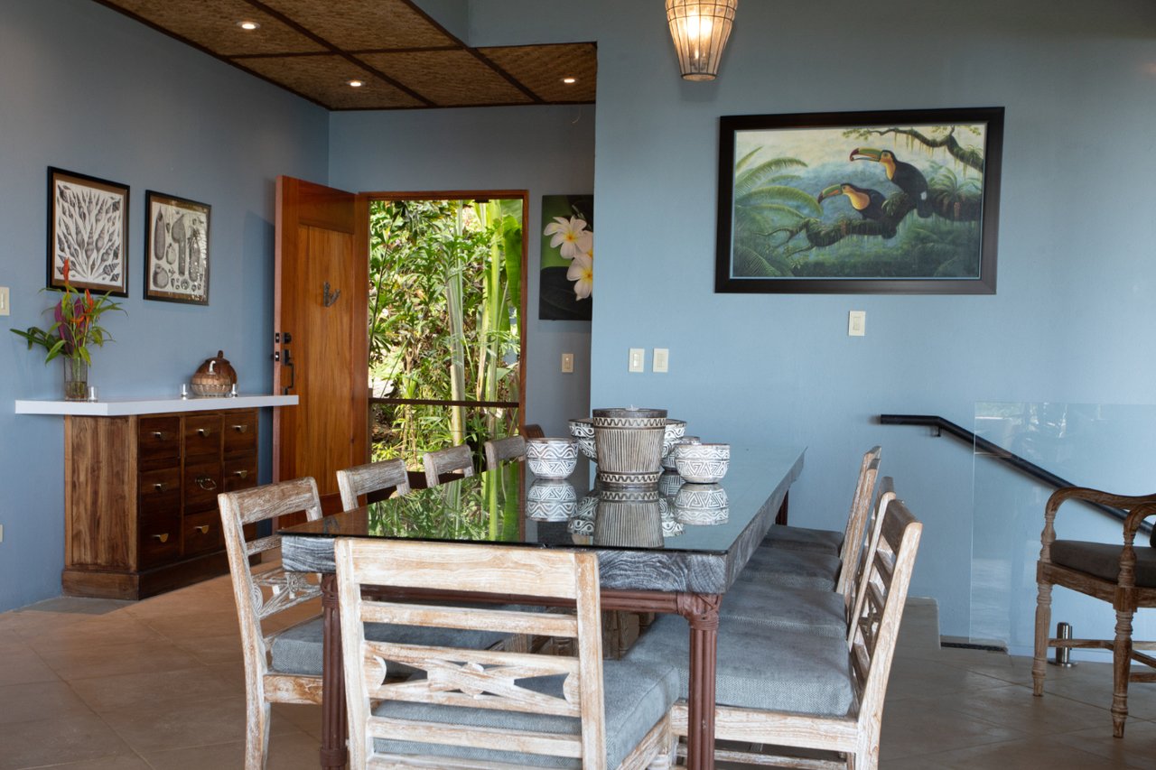 Casa Vista Azul