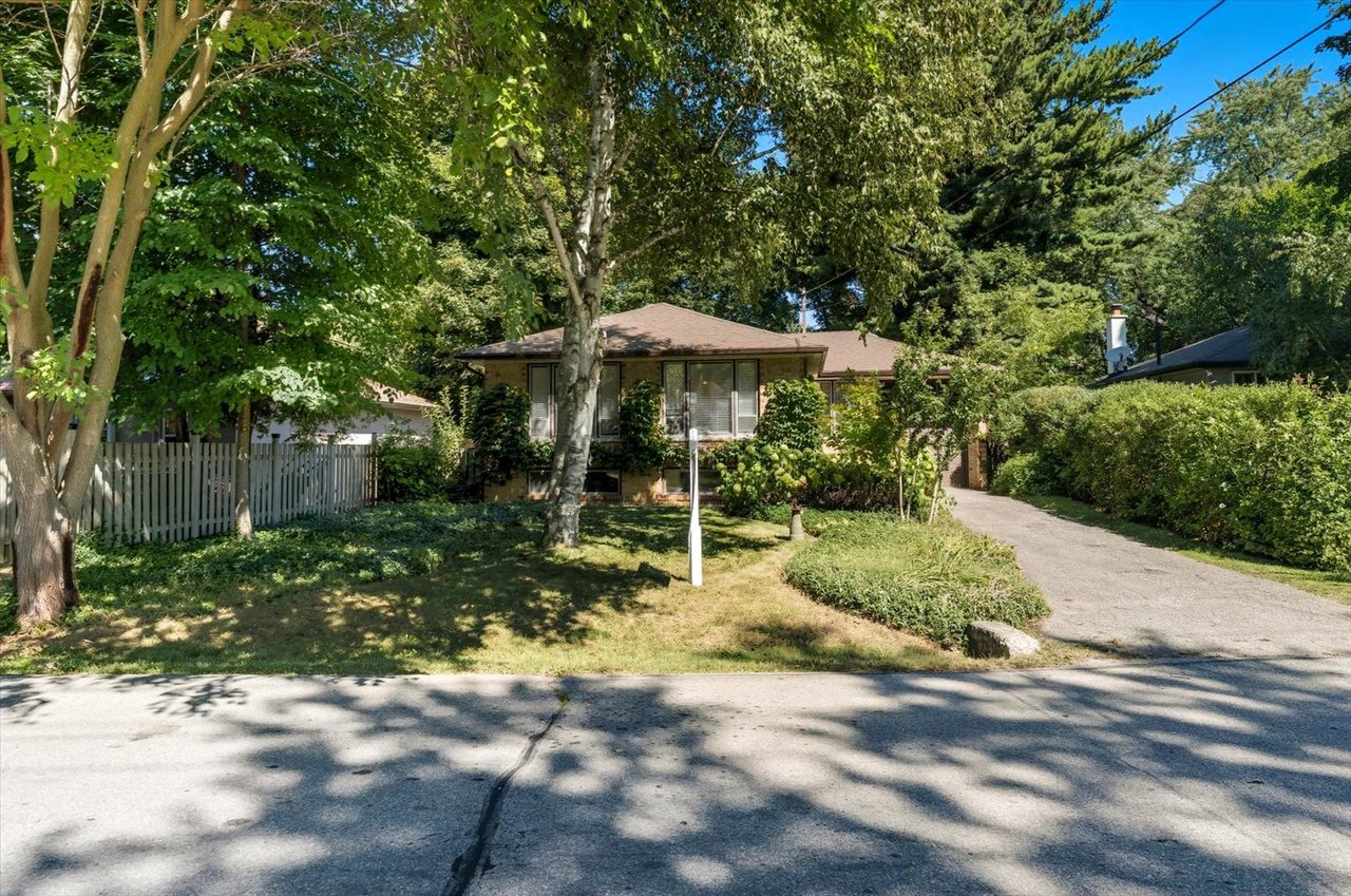 1229 Welwyn Dr