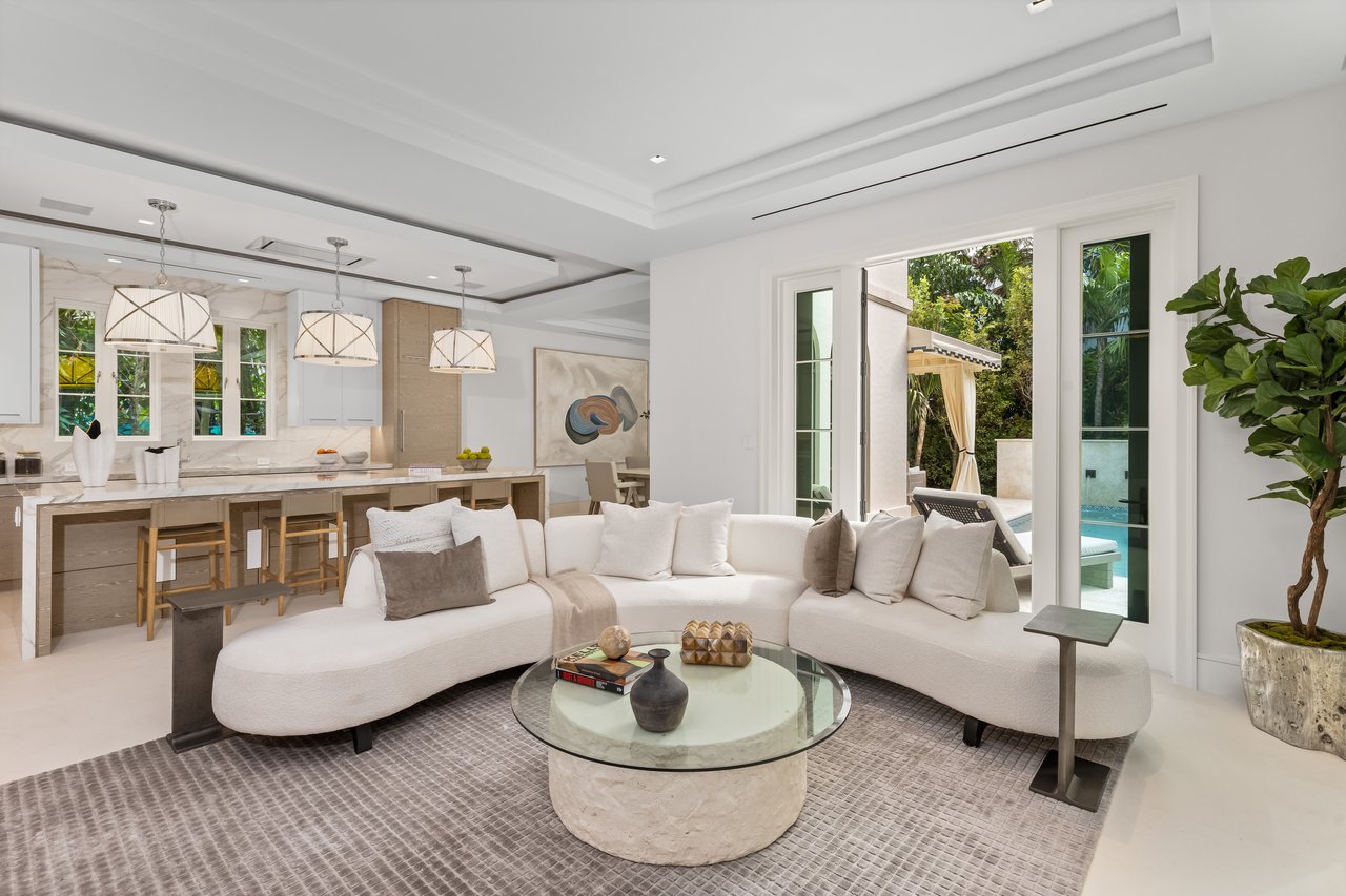 New Construction in Coveted Midtown