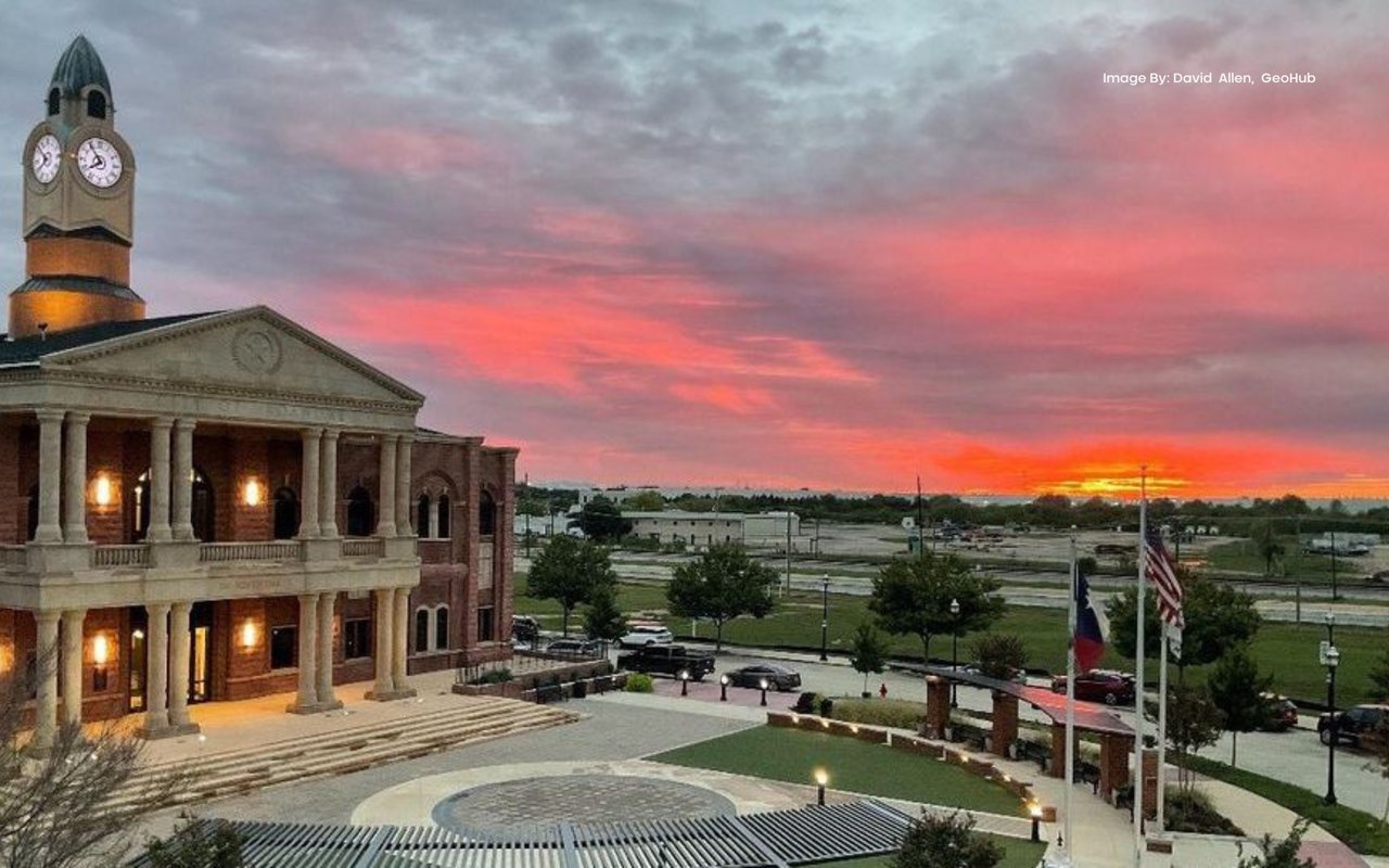 City Hall of Roanoke TX