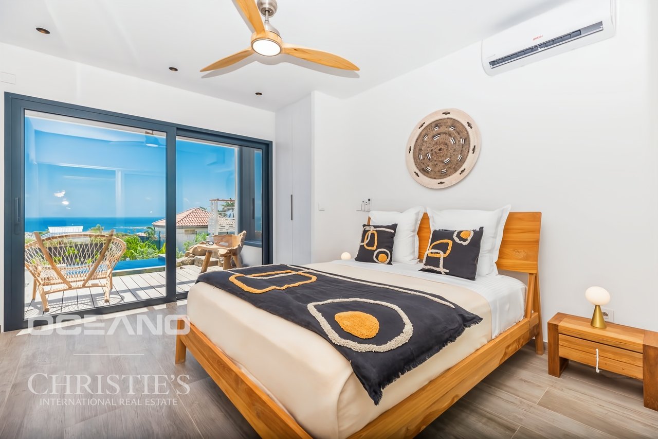 Modern Villa  - Hope Hill