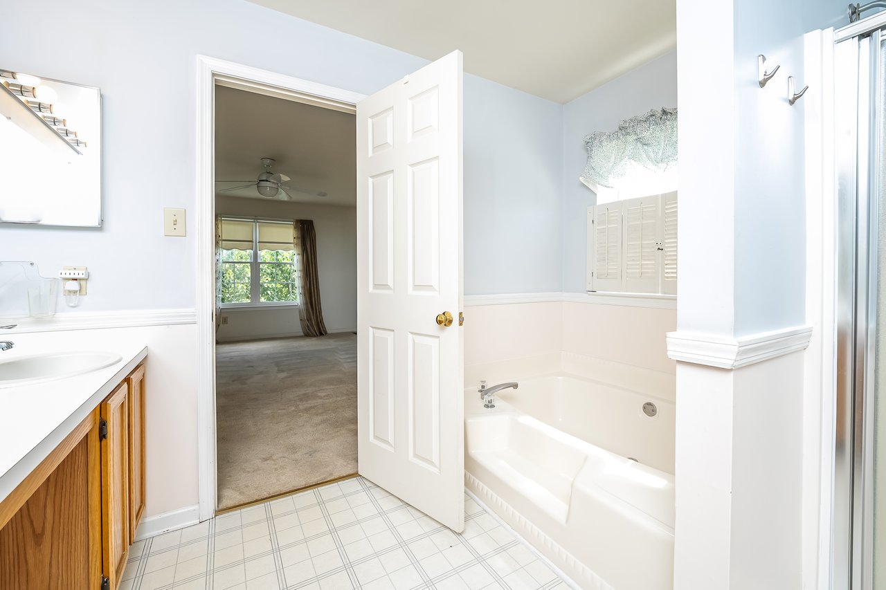 1247 Colonial Drive