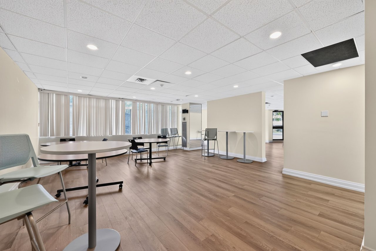 50 Elm Dr E 610
