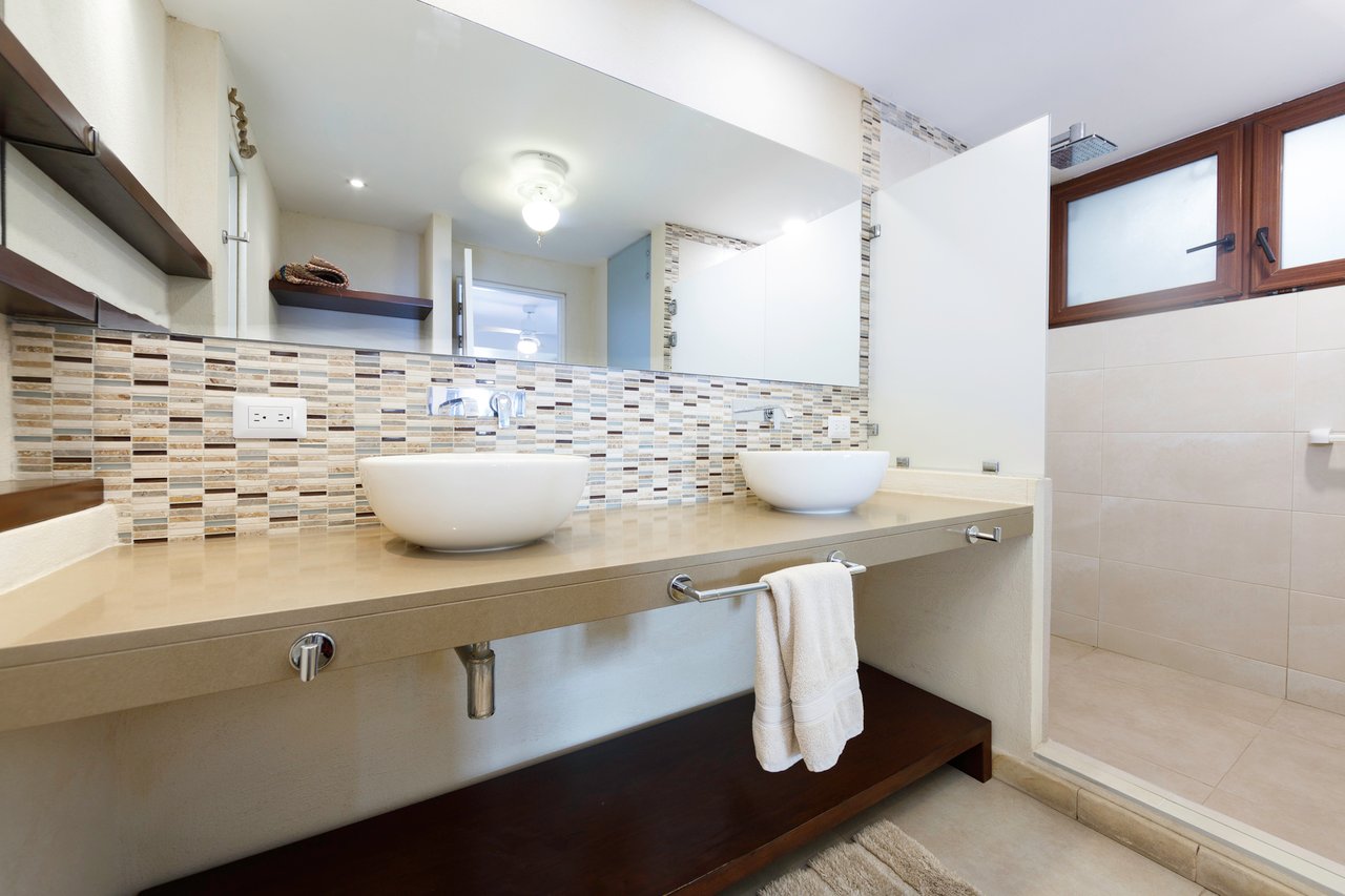 Beachfront Surf Villa, Jaco, Puntarenas