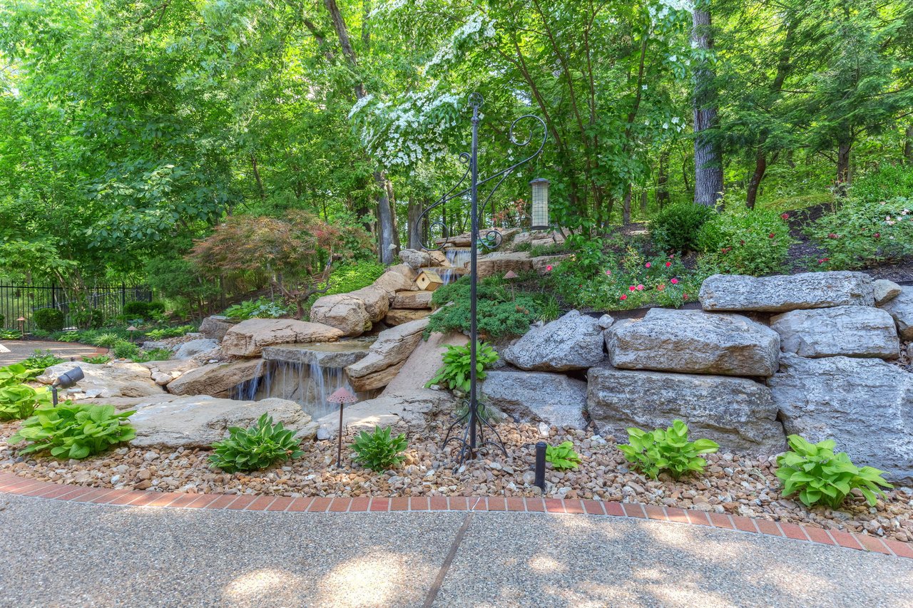 1105 Shepard Oaks Drive