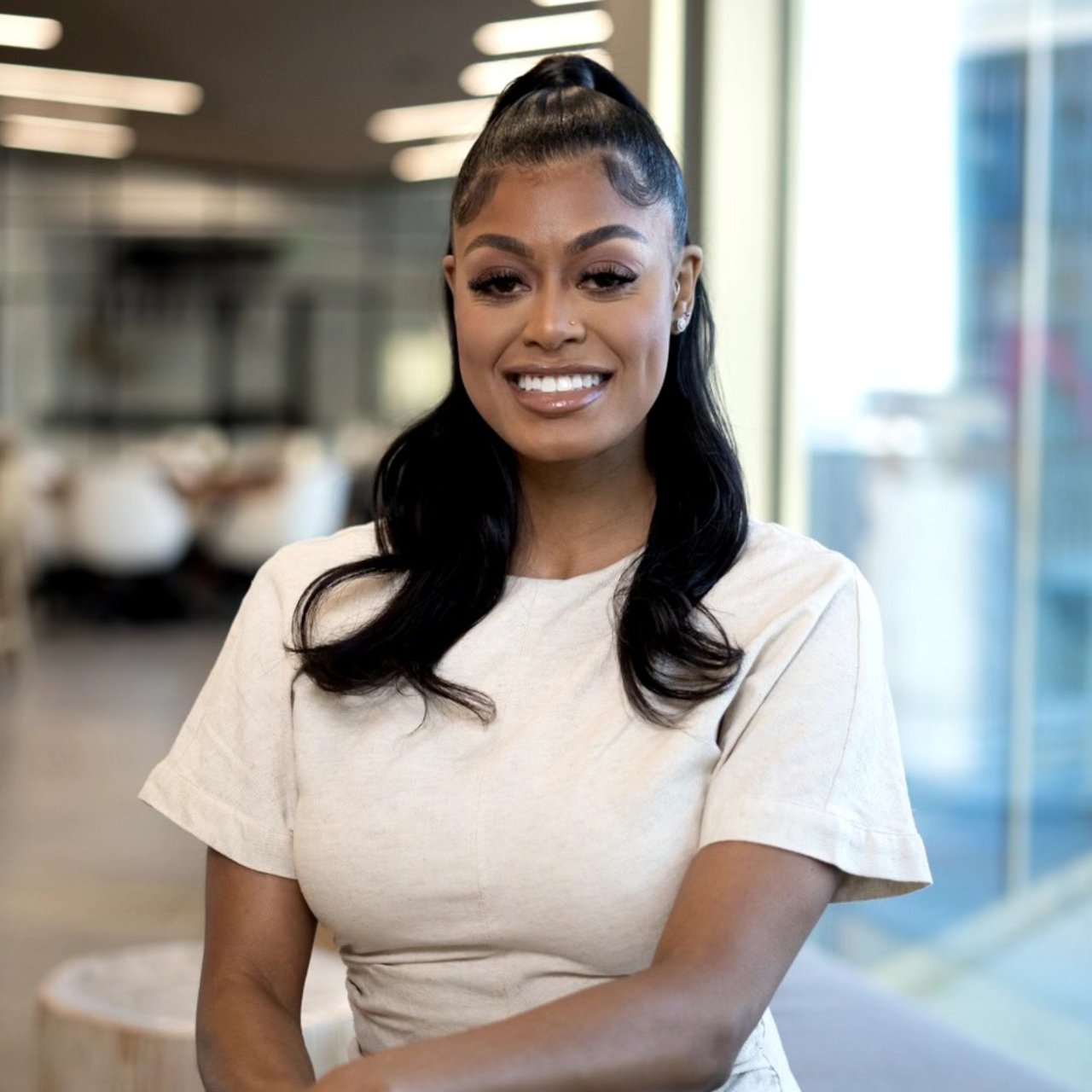Khloe Burton photo