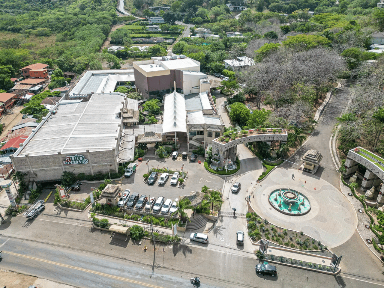 Paradise Ridge Retreat - Luxurious Oceanview Living - Senderos
