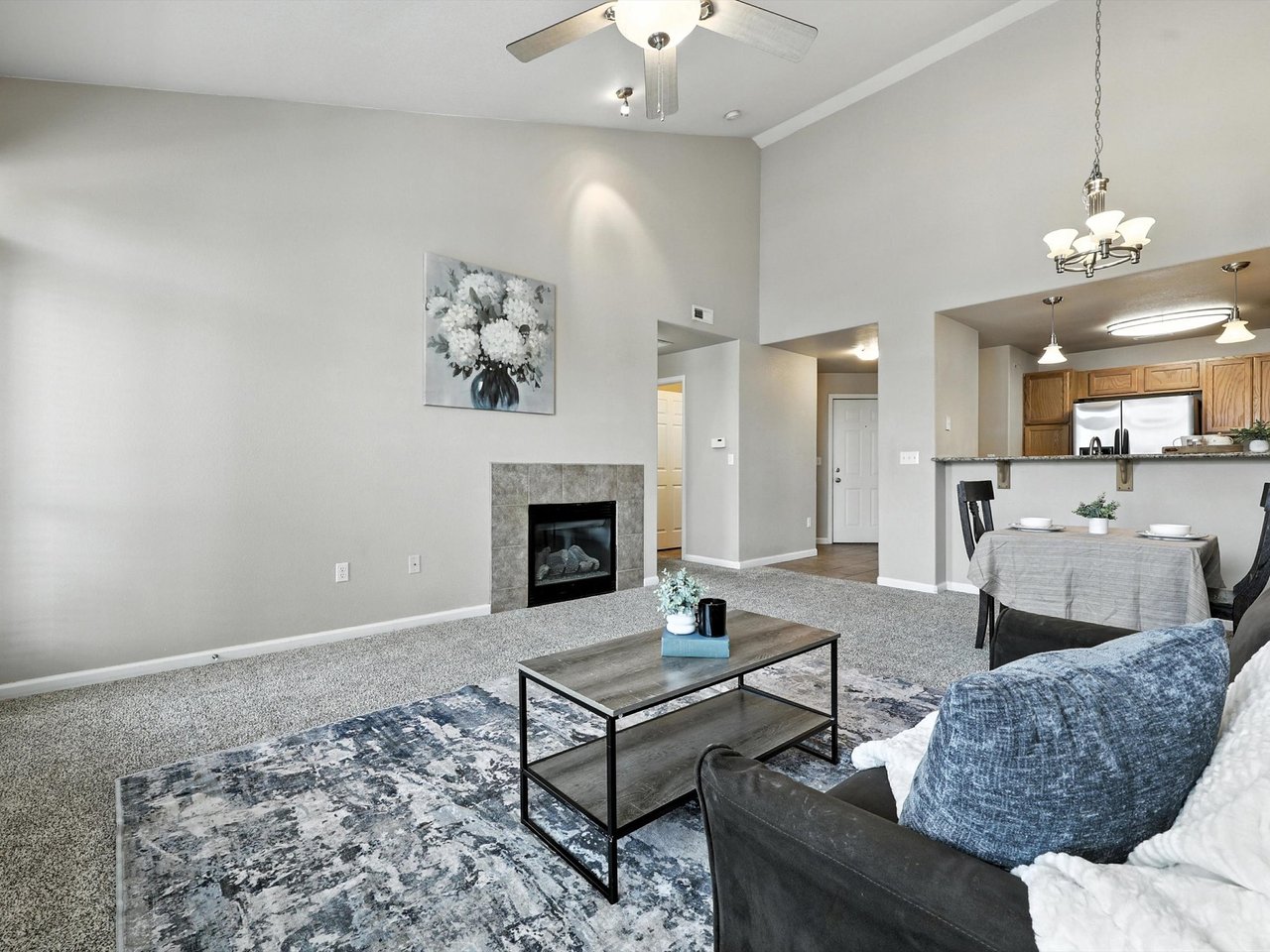 605 Cougar Bluff Point 210