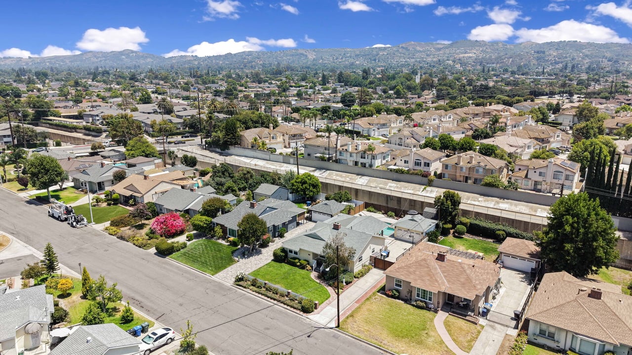 1720 E Walnut Creek Parkway