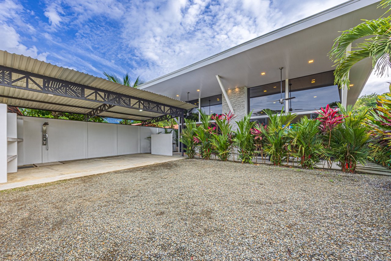 Elegant Tropical Home | 5 Minutes from Marino National Park