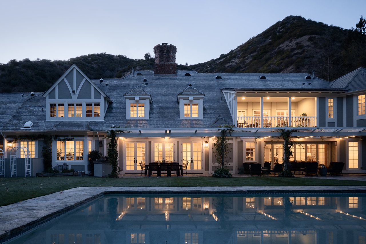 1420 Moraga Dr, Bel Air