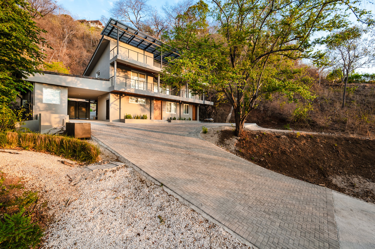 Casa Escondida & Casa Jungla, Miramar 47 | Dual Luxury Ocean-View Estate in Mar Vista, Playa Flamingo
