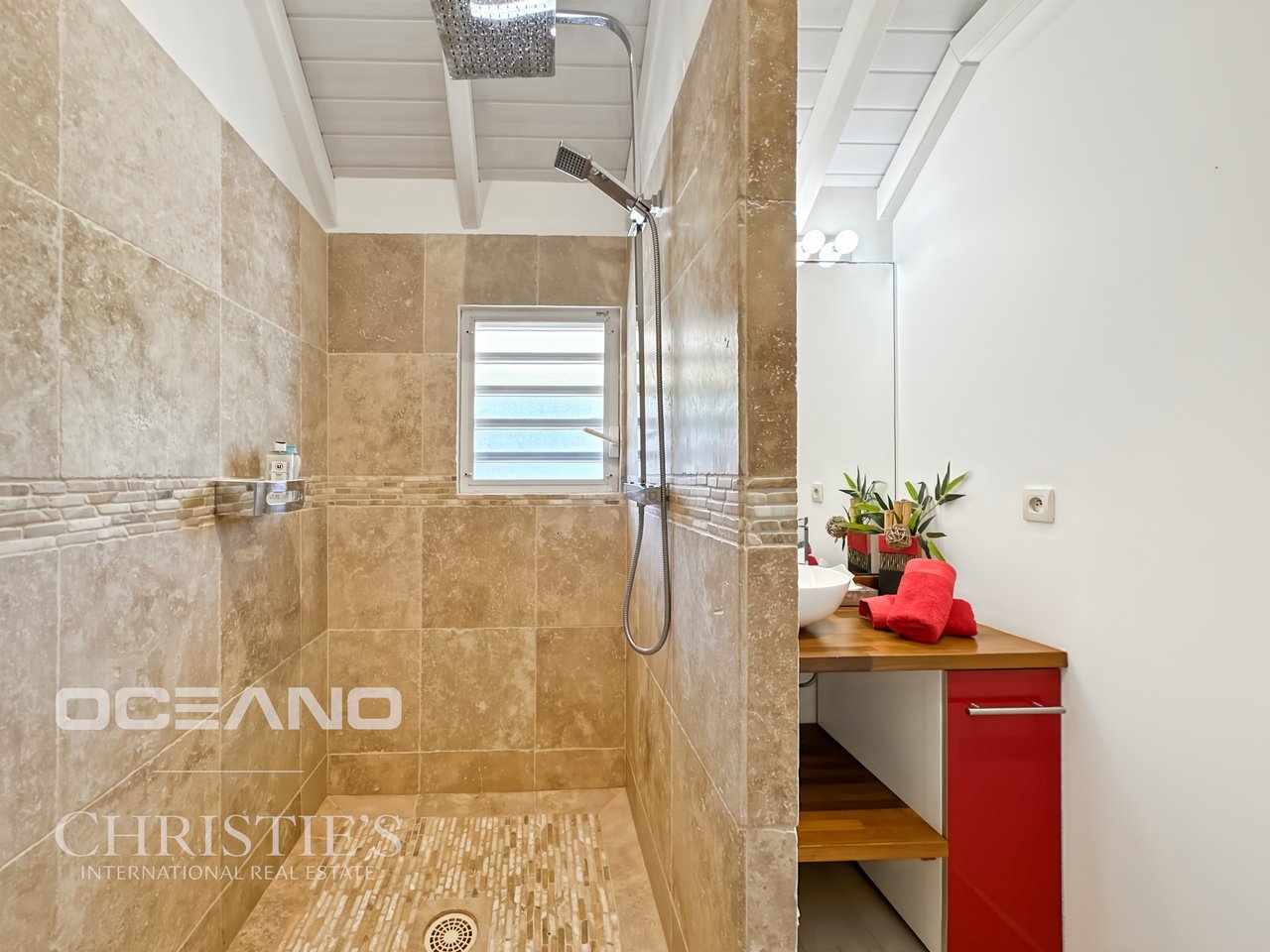 Orient Bay | 3-Bedroom Townhouse with Private Pool