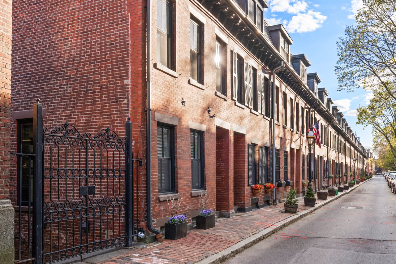 1 Lawrence Street