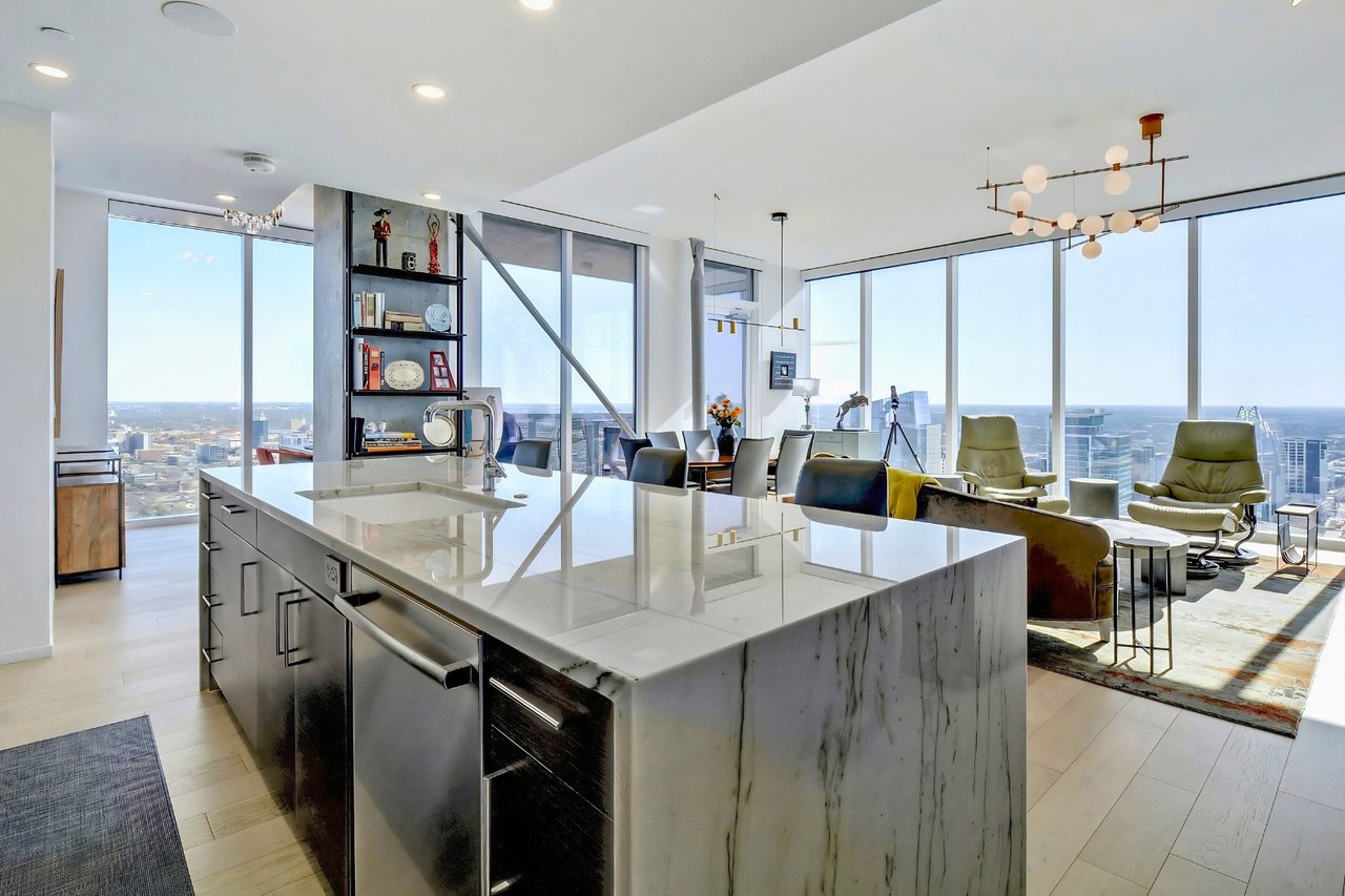 Independent Penthouse