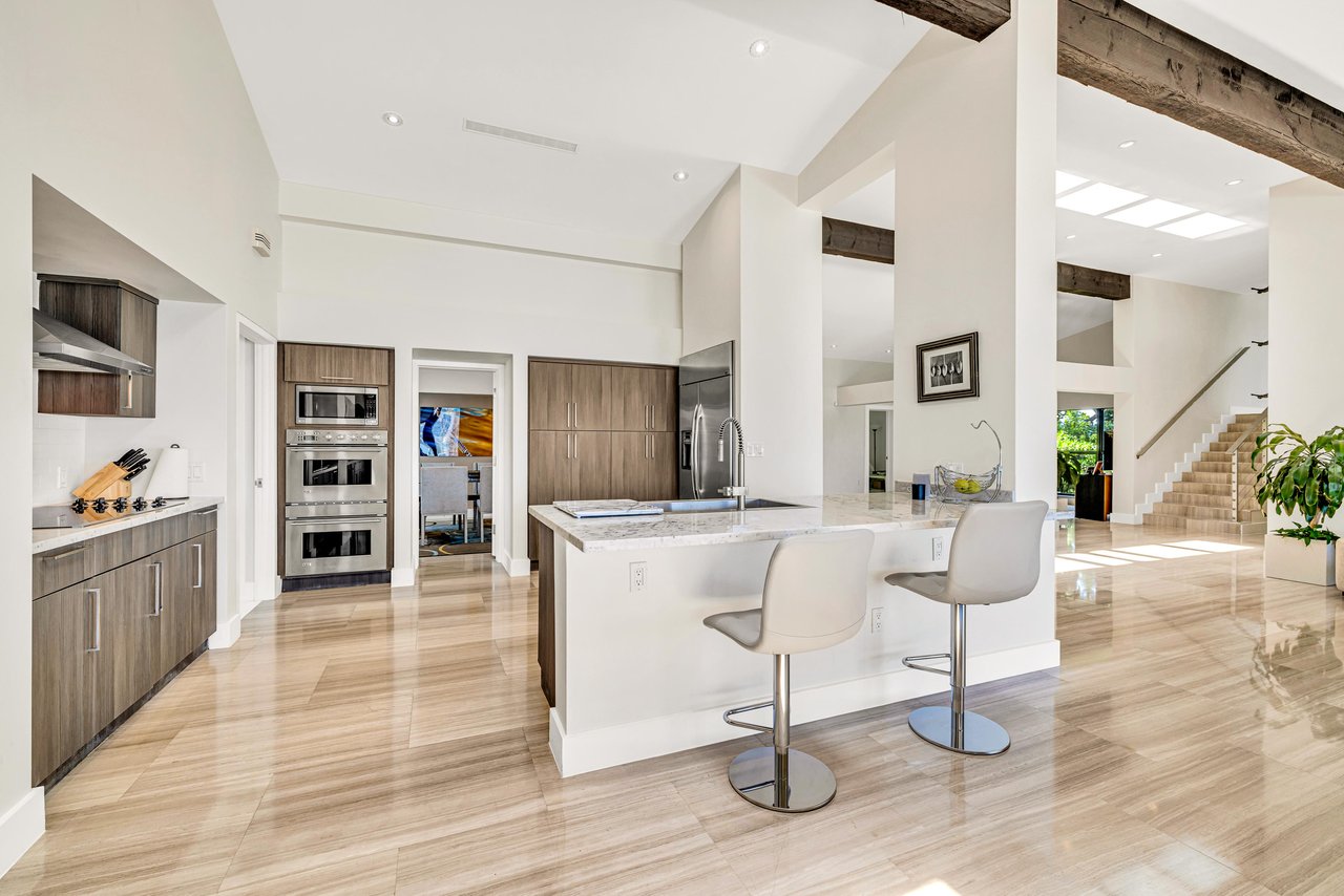 Miami’s Upper East Side Bayfront Residence