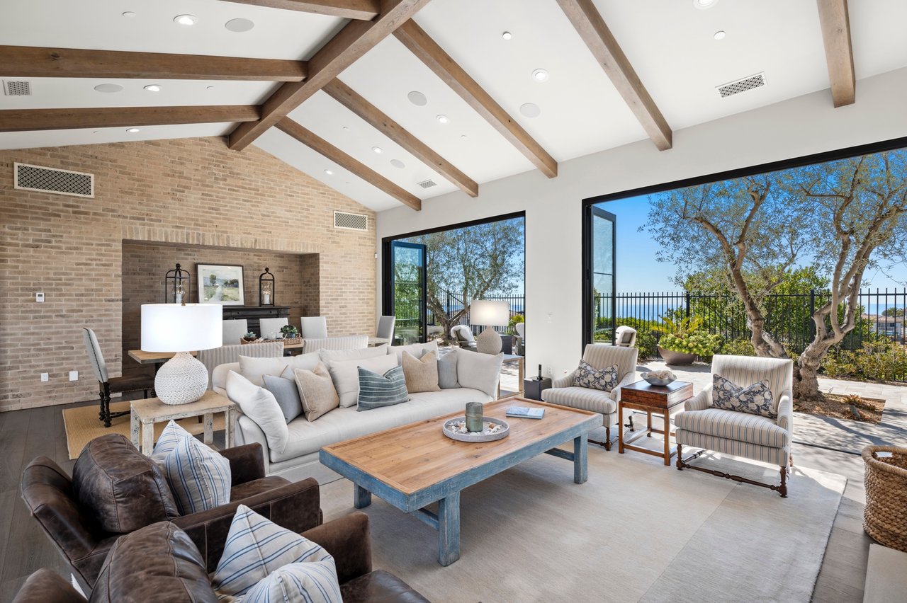 Coastal Luxury in Crystal Cove